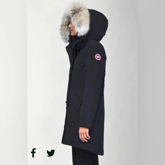 Canada Goose Rossclair Parka - NAVY - Women’s Size M - Picture 13 of 15